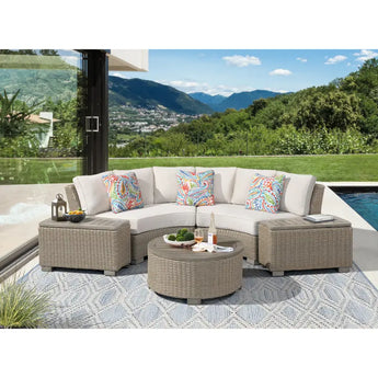 Ollie Collection Outdoor Round Coffee Table