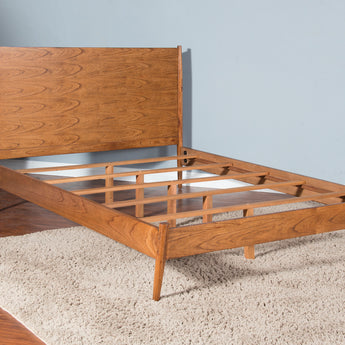 American Modern Platform Bed - Cinnamon